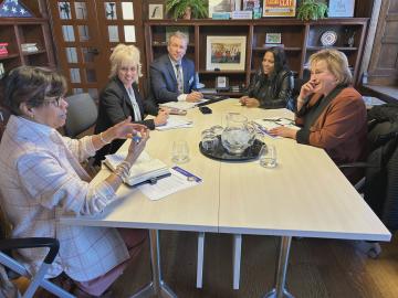 DESE Meets with St. Louis Public Schools Leadership Team on Improvement Plan